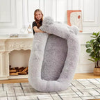 Lit pour chien humain, 180 x 114 x 30 cm, grand lit pour chien avec couverture, poches de rangement, poignée portable, housse amovible, lit pour animal de compagnie taille humaine pour adulte